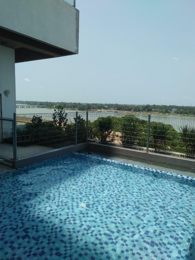 Diyana Apartment Kota Bahru Luaran gambar